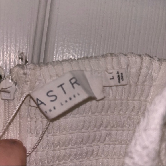 ZURINA OFF SHOULDER PUFF SLEEVE MIDI DRESS - Picture 6 of 6